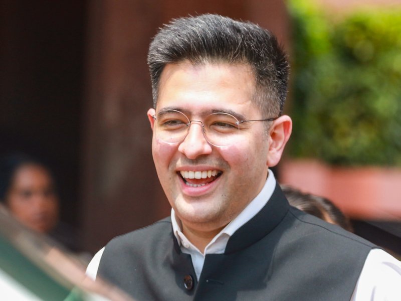 राघव चड्ढा की सुरक्षा पर सियासी संग्राम: पंजाब ने हटाई Z+ सिक्योरिटी, केंद्र ने दी Z कैटेगरी कवर