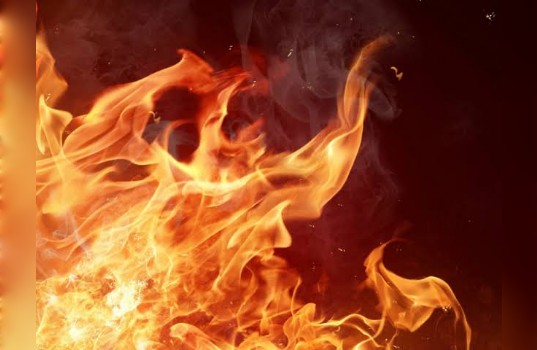 सोनीपत के हनुमान नगर में भीषण आग: श्रमिकों की झोपड़ियां और सामान जलकर राख, लाखों का नुकसान