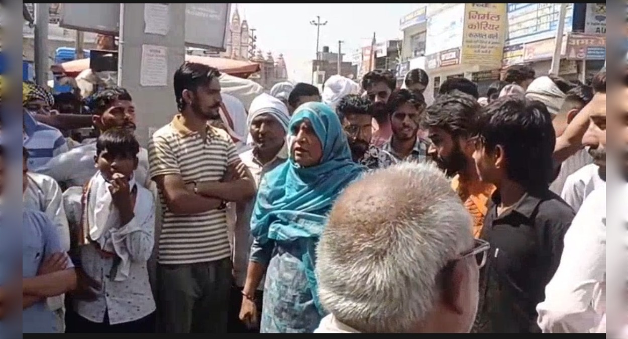 करनाल: गोंदर हत्याकांड में फूटा परिजनों का गुस्सा, निसिंग-करनाल रोड पर लगाया जाम