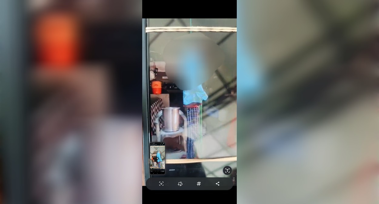 पानीपत में व्यक्ति ने फंदा लगाकर किया सुसाइड: पत्नी ने शीशे के दरवाजे से लटकता देखा शव; तीन बच्चों का पिता