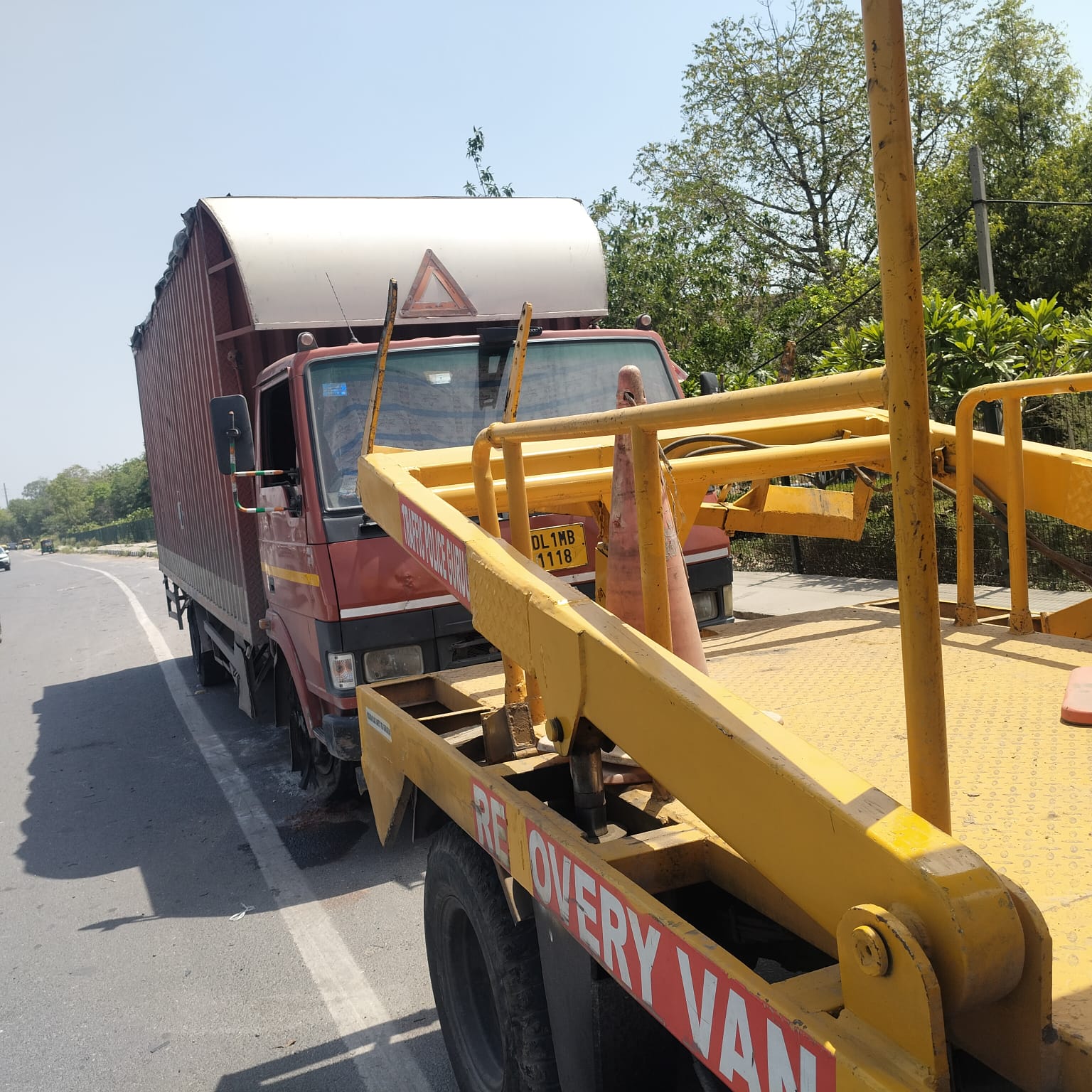 गुरुग्राम में ट्रैफिक का टाइट शिकंजा: 366 ई-रिक्शा चालकों पर चला चालान का डंडा