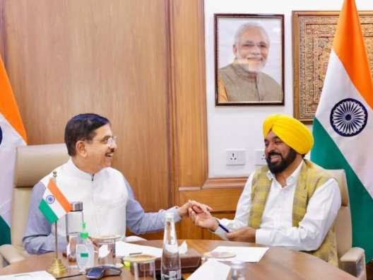 पंजाब के अनाज भंडारण संकट पर सीएम भगवंत मान की केंद्र से अहम बैठक, 155 लाख टन उठान पर बनी सहमति