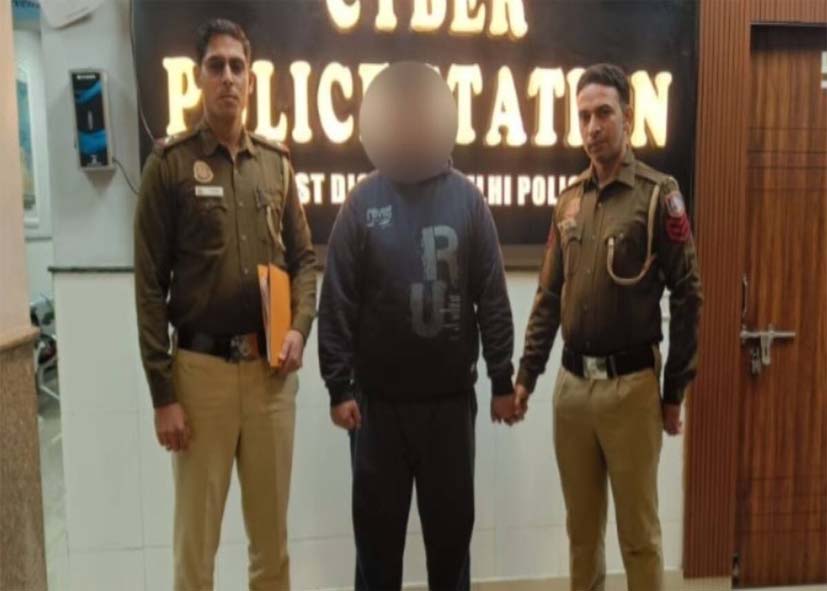 दिल्ली में बड़े हनीट्रैप और साइबर ब्लैकमेलिंग का खुलासा, 500 से ज्यादा महिलाओं से ठगी, दिल्ली पुलिस ने शातिर आरोपी को दबोचा
