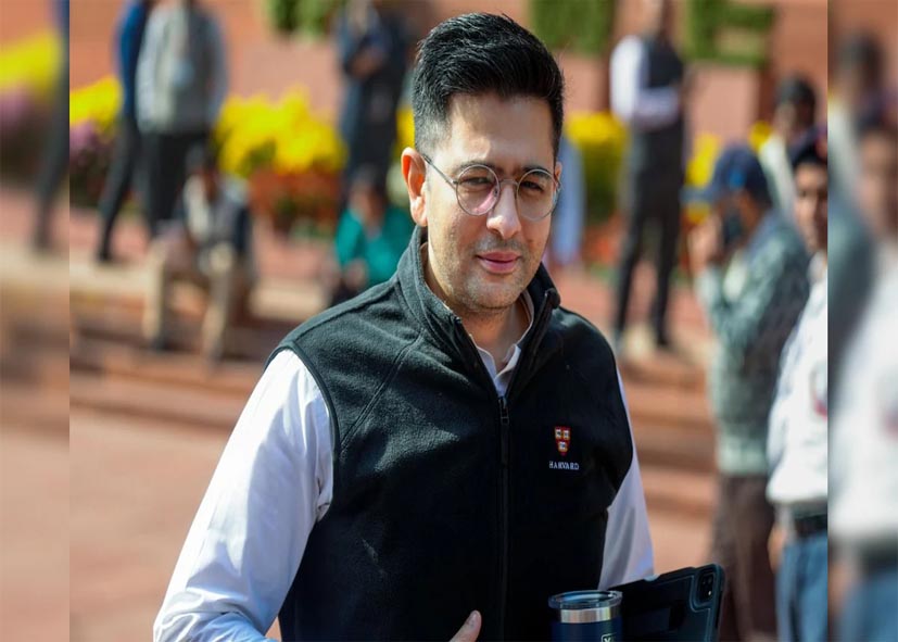 ‘खामोश करवाया गया हूं, हारा नहीं’, डिप्टी लीडर के पद से हटाए जाने के बाद राघव चड्ढा का ‘आम आदमी’ को मैसेज