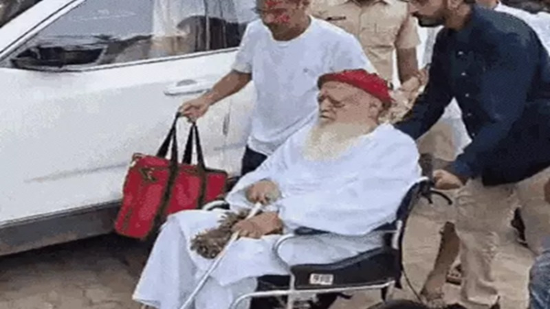 Asaram Bapu News: आसाराम की जेल वापसी टली, हाईकोर्ट ने 25 मई तक बढ़ाई जमानत