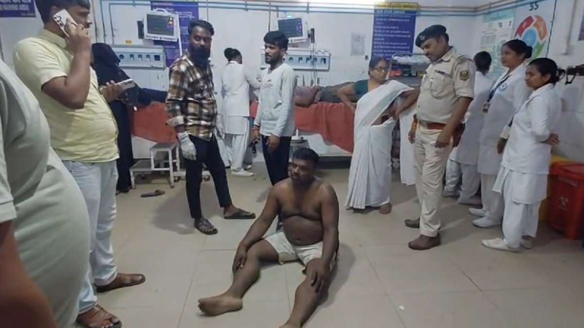 दुस्साहस! बिहार में अपराधी को पकड़ने गई पुलिस पर हमला, 2 एसआई और एक सिपाही बुरी तरह घायल