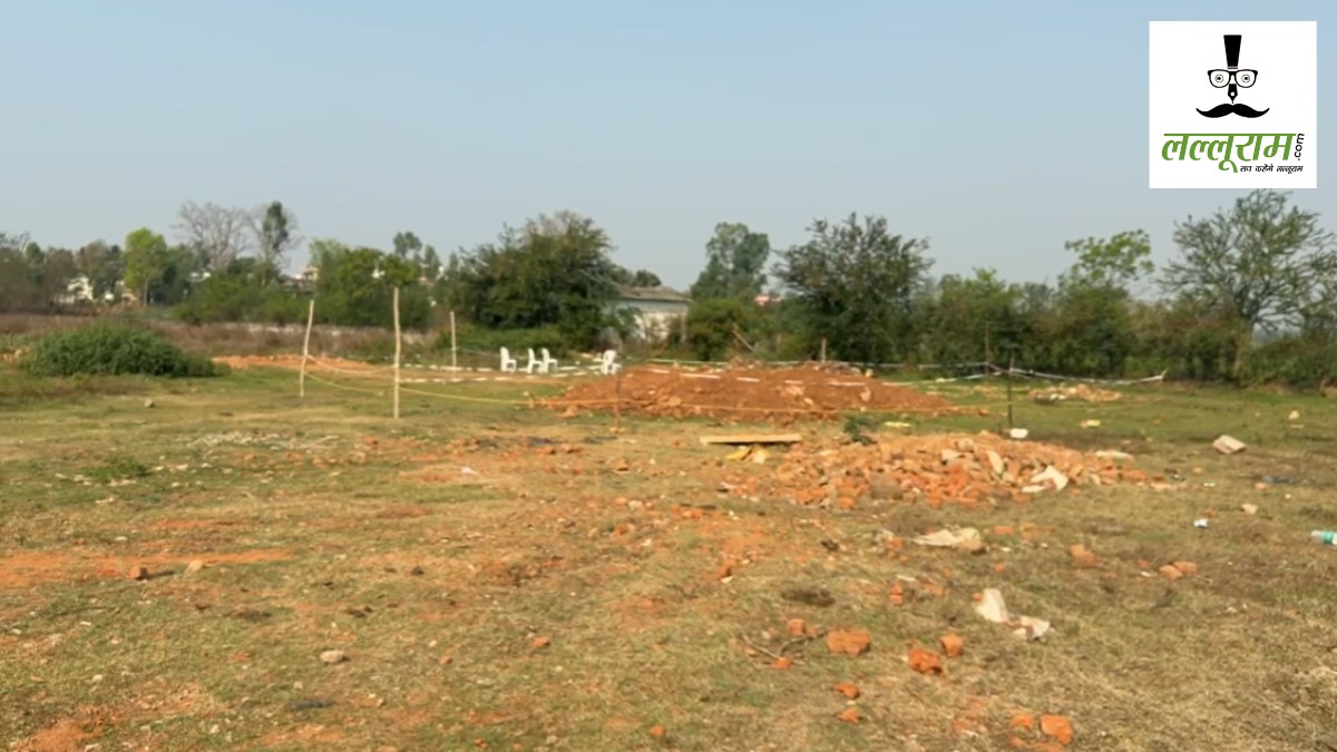 CG Crime News : टेंट कारोबारी  की हत्या कर मिट्टी में दफनाया शव, पुलिस हिरासत में एक संदेही