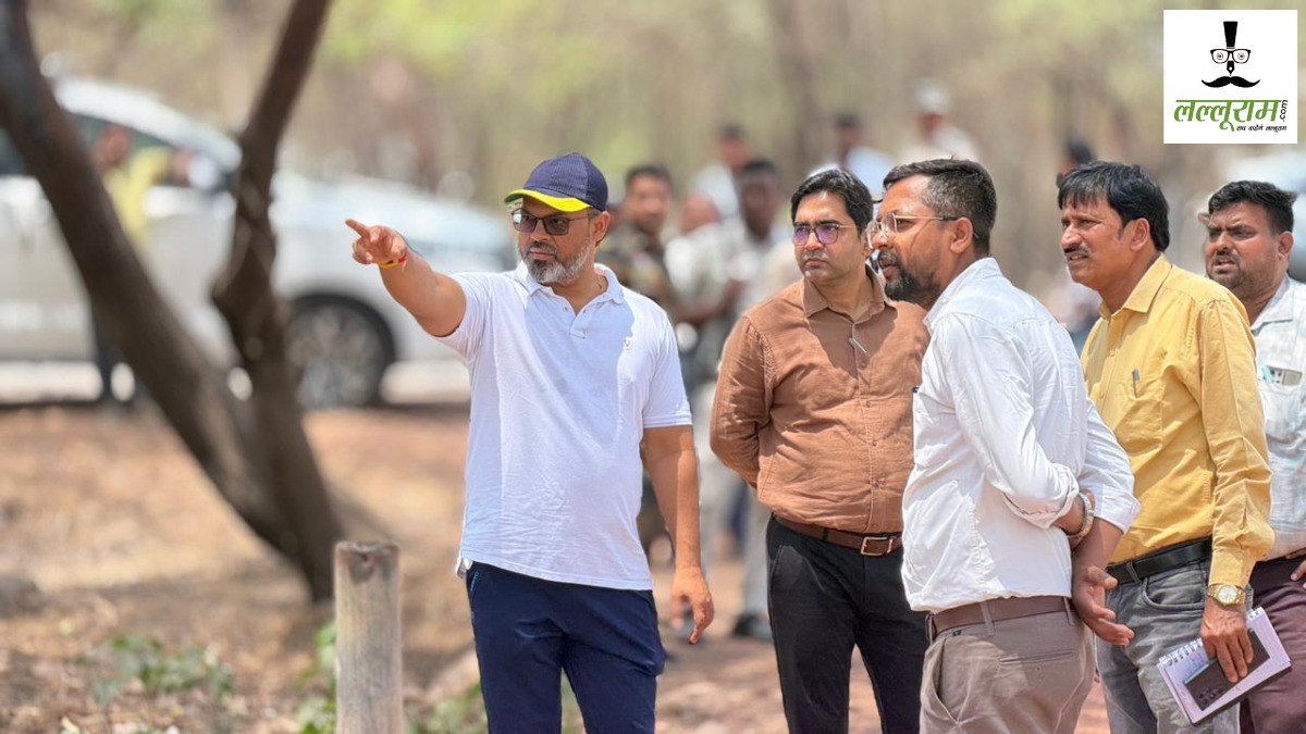 CG News : निर्माण कार्यों में लापरवाही पर कलेक्टर सख्त, इंजीनियर और ठेकेदारों को नोटिस जारी करने के निर्देश  