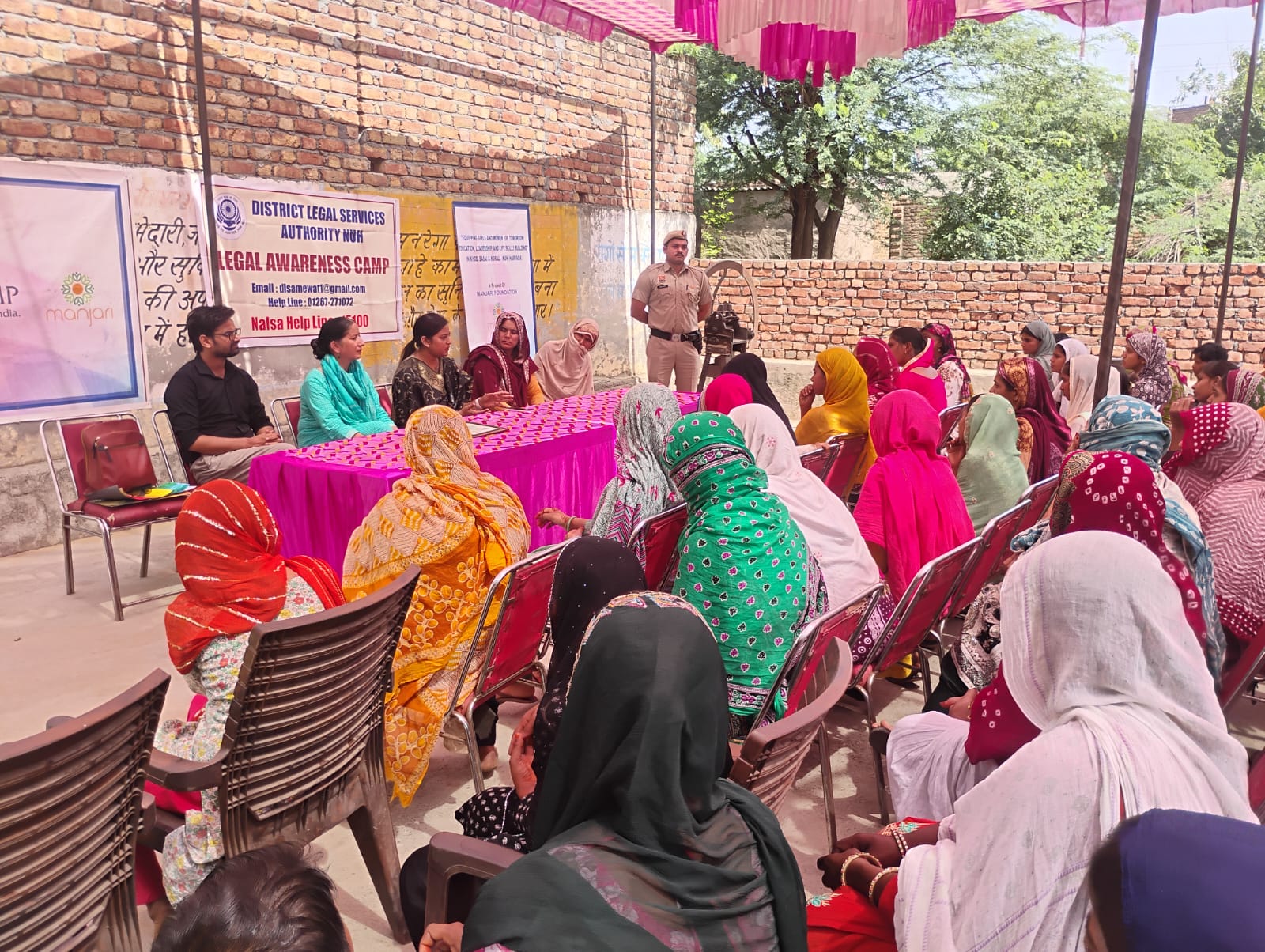 महिलाओं ने लिया धरती बचाने का संकल्प: CJM नेहा गुप्ता ने कानून और पर्यावरण संरक्षण की सिखाई बारीकियां