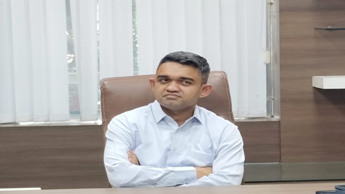 प्रियंक मिश्रा ने संभाला भोपाल कलेक्टर का कार्यभार: बोले- भोपाल होगी सबसे अच्छी राजधानी, विकसित एमपी में महत्वपूर्ण भूमिका