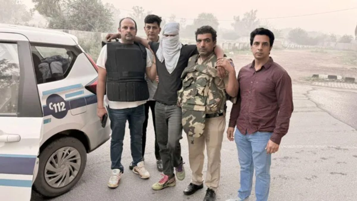 ठांय…ठांय…ठांय… दिल्ली में पुलिस और बदमाशों के बीच मुठभेड़, एक के पैर में लगी गोली, दो आरोपी गिरफ्तार