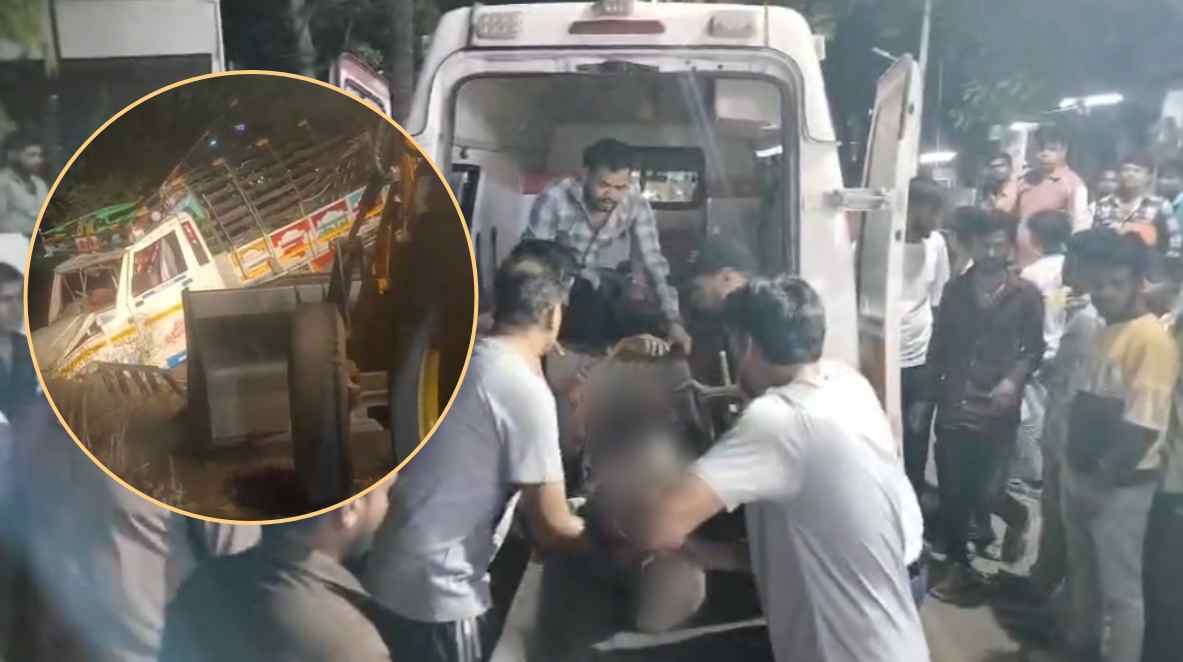 BREAKING: धार में भीषण सड़क हादसा, पिकअप पलटने से बच्चों समेत 12 की मौत, कई घायल