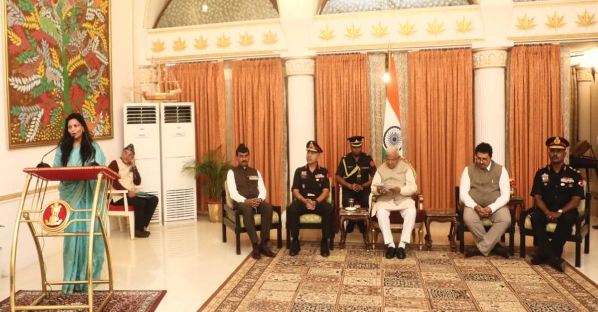 झंडा दिवस निधि में आलीराजपुर अव्वल: लक्ष्य से तीन गुना ज्यादा राशि जुटाकर बनाया रिकॉर्ड, राज्यपाल ने किया सम्मानित