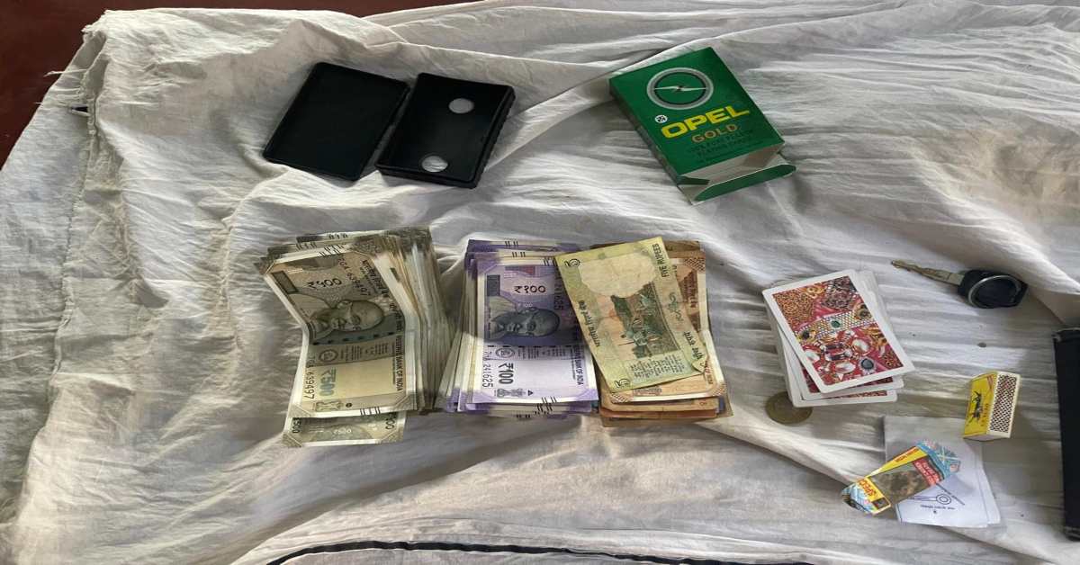 हर संडे तहसील परिसर में सजती है जुए की महफिल: ट्रेनी IPS ने 6 जुआरियों को दबोचा, SDM कार्यालय में पदस्थ बाबू भी शामिल