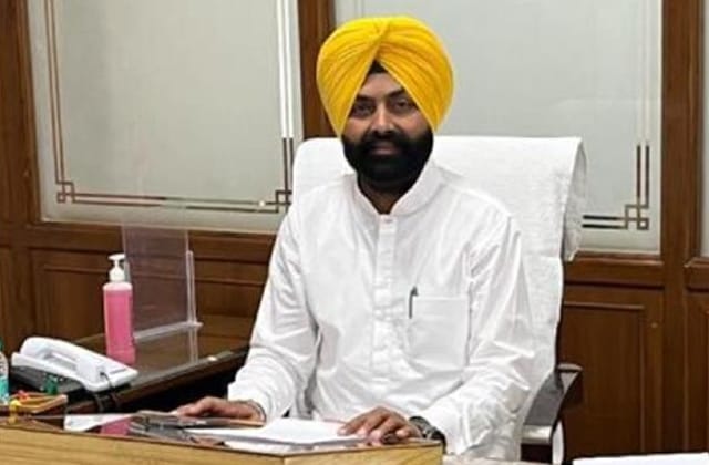 भुल्लर की बढ़ी मुश्किलें: DM गगनदीप रंधावा सुसाइड केस में जुड़ी सबूत मिटाने की धारा