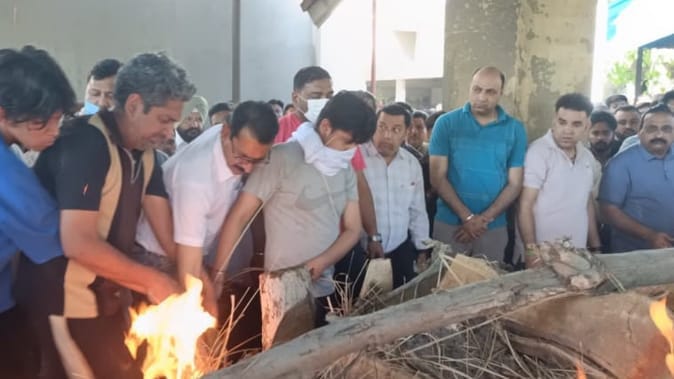 वृंदावन नाव हादसे का दर्द: जगरांव के ऋषभ शर्मा का अंतिम संस्कार, नम आंखों से दी गई विदाई