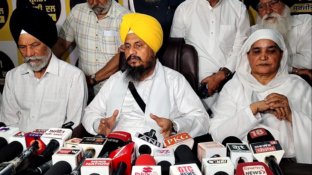 सुखबीर बादल के बयान पर सियासी बवाल, अकाली दल ने बताया ‘धार्मिक अपराध’
