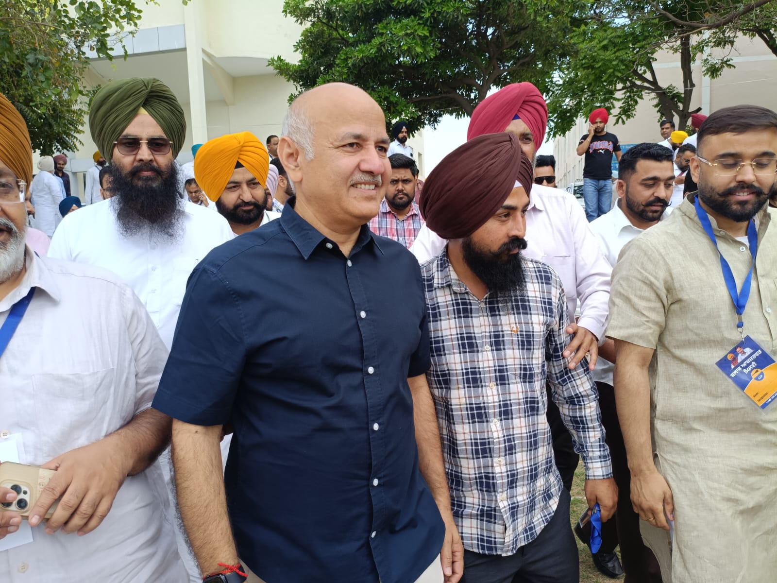 आम आदमी पार्टी की ऑब्जर्व मीटिंग में बड़ी संख्या में पहुंचे विधायक और कार्यकर्ता, सिसोदिया ने अहम मुद्दों पर की चर्चा