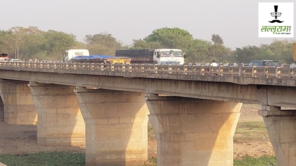 Kharun Bridge : खारुन ब्रिज पर आज से फिर आवाजाही शुरू, 16 दिन में मरम्मत कार्य पूरा