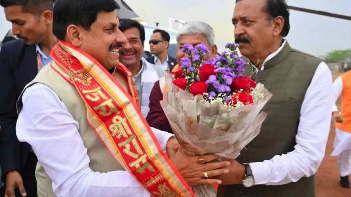 MP Nigam Mandal: राज्य सहकारी अपेक्स बैंक अध्यक्ष की घोषणा, महेंद्र सिंह यादव को मिली कमान