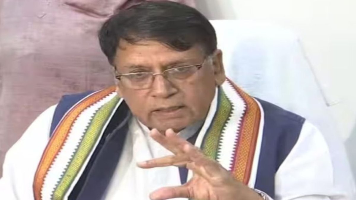 महिला आरक्षण और तबादला उद्योग पर कांग्रेस ने सरकार को घेराः पूर्व मंत्री पीसी शर्मा बोले- चुनाव में महिलाओं का वोट मिल जाए इसलिए बिल लाया