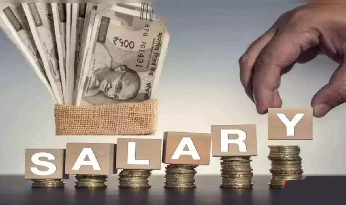 Private Job वालों ये खबर ध्यान से पढ़ लोः इस महीने से घटकर आएगी आपकी सैलरी, जानें कितनी कम हो जाएगी, इस एक फैसला का होगा असर