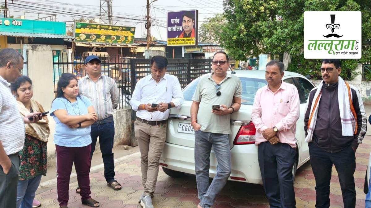 सफाई ठेकेदारों की मनमानी पर निगम सख्त: औचक निरीक्षण में कई स्थानों पर मिली गंदगी और कचरे के ढेर, 15 हजार का लगाया जुर्माना