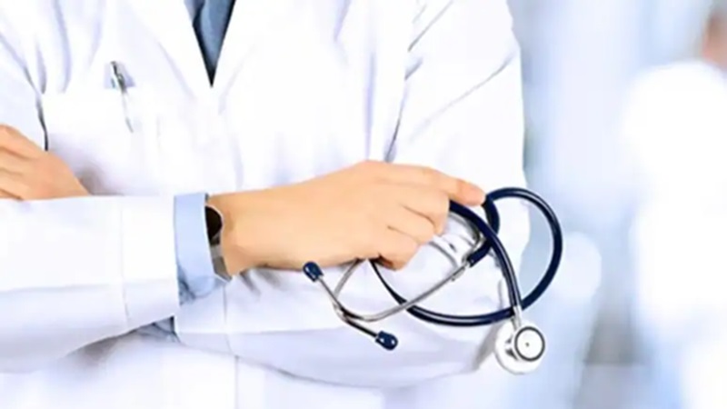 Rajasthan News: राजस्थान में 22 साल से गायब Ghost Doctors की सेवा होगी समाप्त, 697 पर गिरेगी गाज