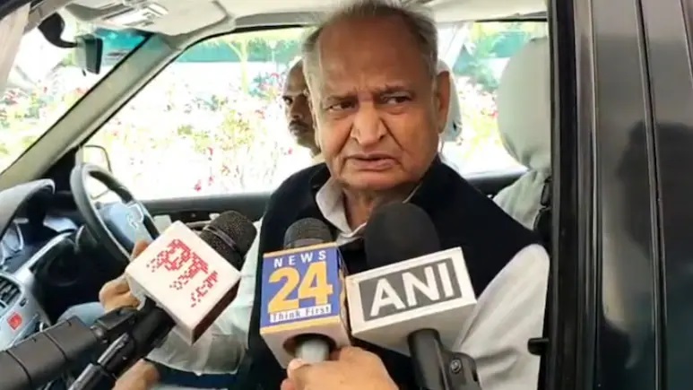 Rajasthan News: अशोक गहलोत ने ओलावृष्टि और RGHS बकाये पर सरकार को घेरा, कन्हैयालाल केस पर भी उठाए गंभीर सवाल