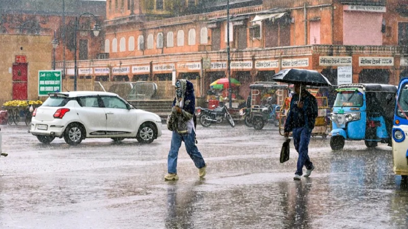 Rajasthan Weather Alert: राजस्थान में आसमानी आफत! 25 जिलों में आंधी-बारिश और ओले का अलर्ट, किसानों की बढ़ी चिंता