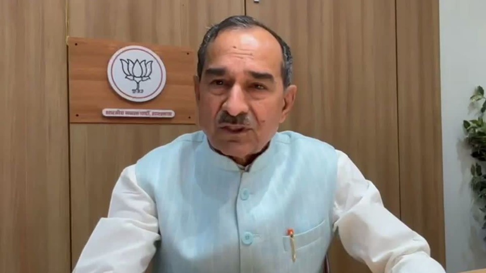 Rajasthan Politics: पायलट पर बीजेपी के नरम तेवर: मदन राठौड़ बोले- कांग्रेस में सचिन का अपमान, वो समझदार हैं, खुद करें भविष्य का फैसला