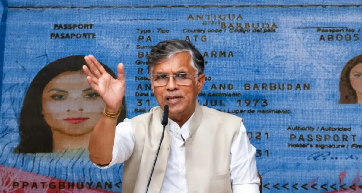 सुप्रीम कोर्ट में छलका पवन खेड़ा का दर्दः रिंकी भुईंया मामले में अग्रिम जमानत के लिए पहुंचे शीर्ष न्यायालय, बोले- हिमंत कहते हैं तुझे पेलूंगा