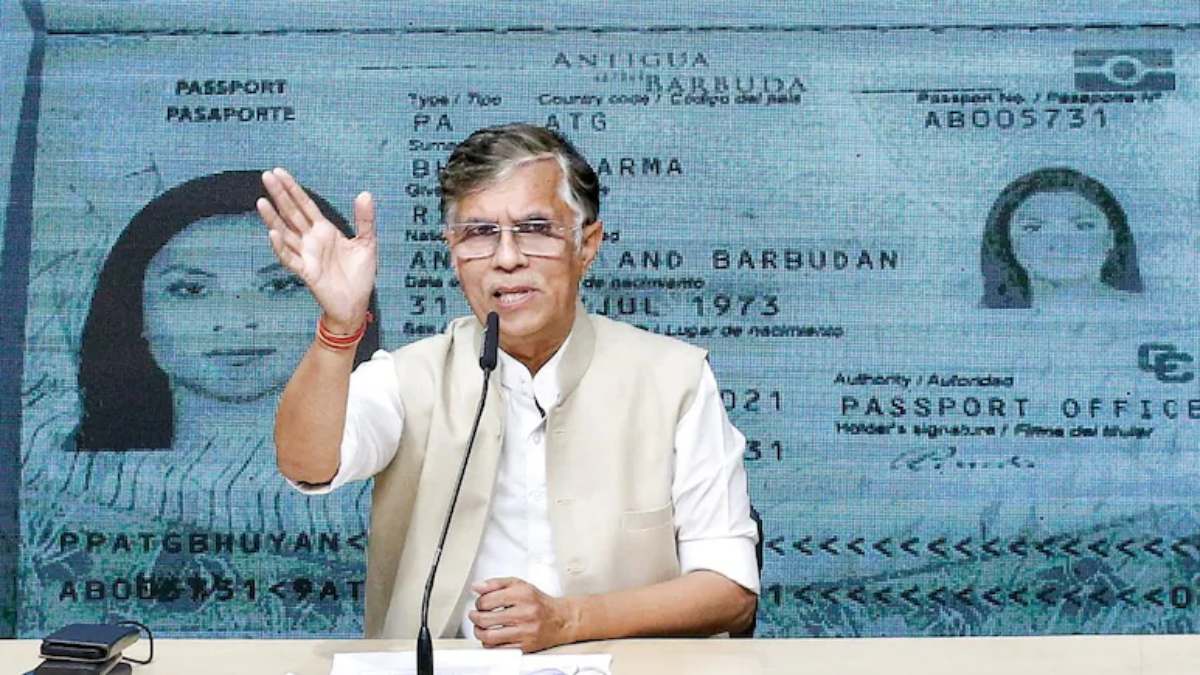 पवन खेड़ा को सुप्रीम कोर्ट से बड़ा झटका, तेलंगाना हाईकोर्ट के अंतरिम जमानत के फैसले पर लगाई रोक, कभी भी गिरफ्तार हो सकते हैं कांग्रेस नेता