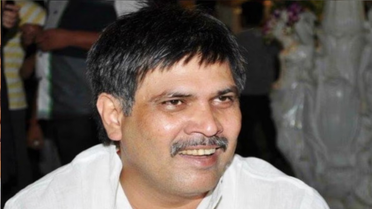 पूर्व सांसद सूरजभान सिंह को बड़ी राहत, 30 साल पुराने हत्या केस में कोर्ट ने किया बरी