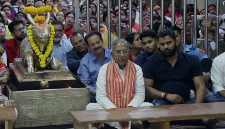 बाबा महाकाल के दर पर नागालैंड के राज्यपाल: ज्योतिर्लिंग के दर्शन कर लिया आशीर्वाद, कहा- ‘यहां आकर मिलती है आत्मिक शांति’