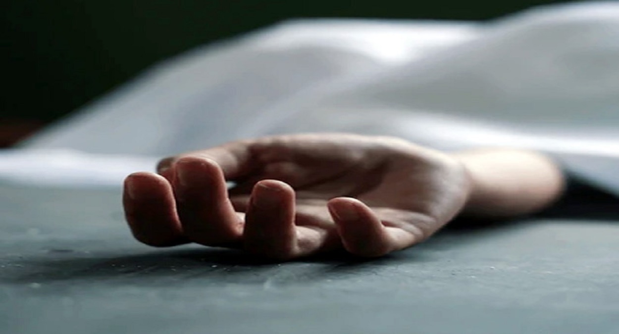 रेवाड़ी की ऑयल मिल में युवक का खून से लथपथ शव बरामद, हत्या या आत्महत्या की गुत्थी में उलझी पुलिस