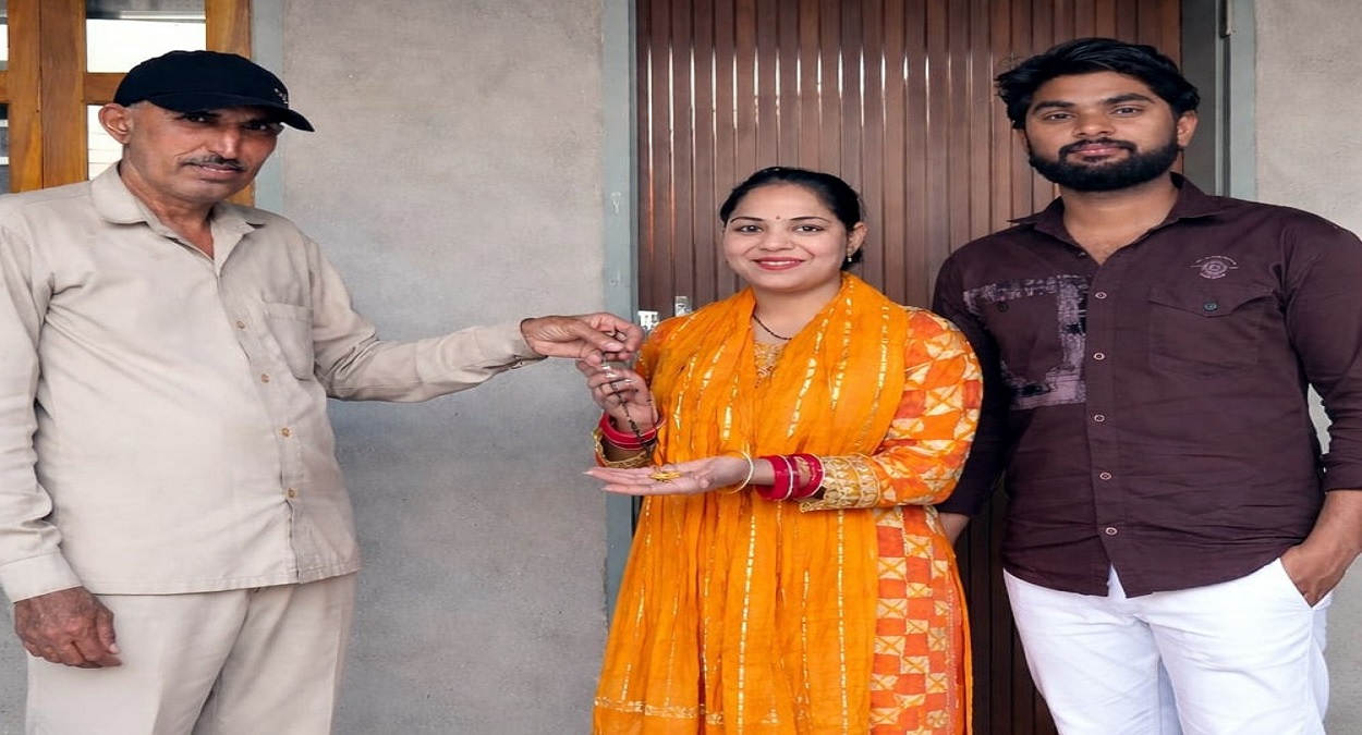 ईमानदारी की मिसाल: हरियाणा रोडवेज के कंडक्टर ने लौटाया सोने का मंगलसूत्र, यात्री परिवार ने जताया आभार