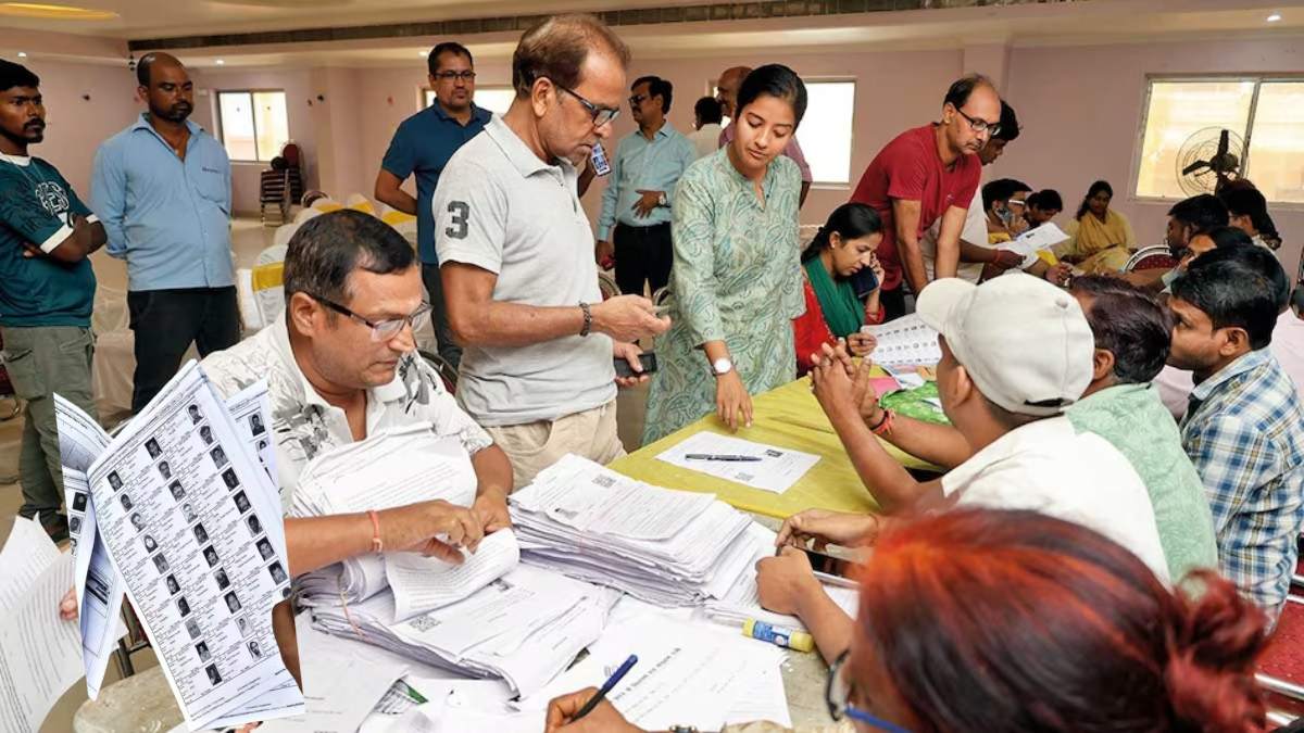 पश्चिम बंगाल में 90 लाख से ज्यादा मतदाता वोटर लिस्ट से बाहर; चुनाव आयोग ने पहली बार जिलेवार डेटा जारी किया, TMC की भी आई प्रतिक्रिया