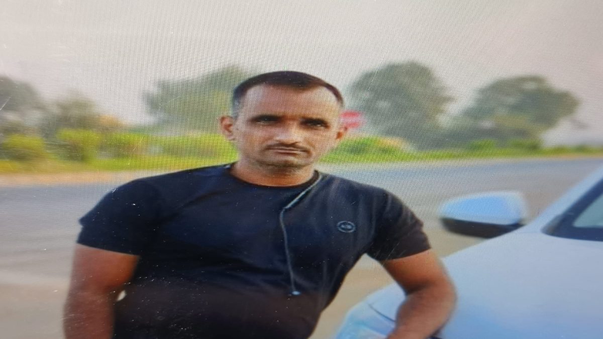 रसूख के आगे दब गई बेटियों की चीखः जिस पर लगा छात्राओं से अभद्रता का आरोप, उसे फिर बना दिया हॉस्टल का ‘रक्षक’