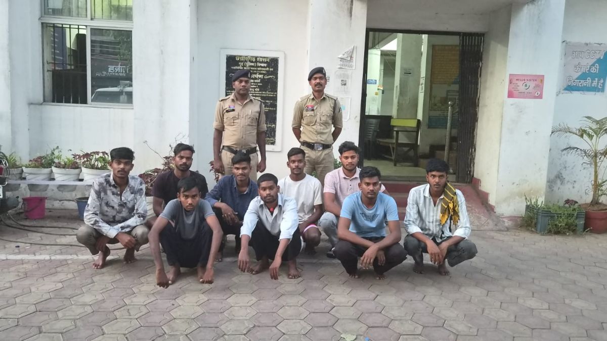 पार्षद के परिजनों पर जानलेवा हमला: आरोपियों ने डंडा, रॉड और बेसबॉल बैट से पीटा, 3 नाबालिग समेत 12 गिरफ्तार