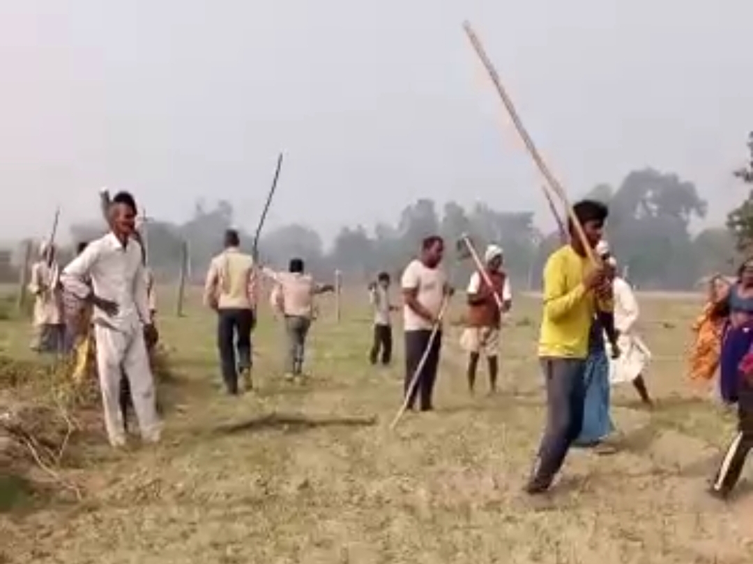 Yamunanagar: फसल कटाई को लेकर चले लाठी-डंडे, खेत में हुआ खूनी संघर्ष; न्याय के लिए SP दफ्तर पहुंचे पीड़ित