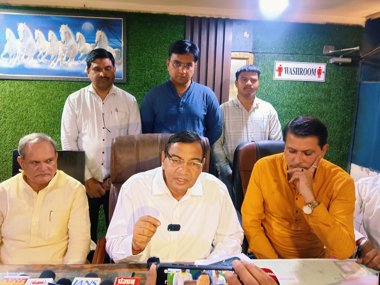 नगर निगम चुनाव में बड़ा उलटफेर करेगी आप: सुशील गुप्ता