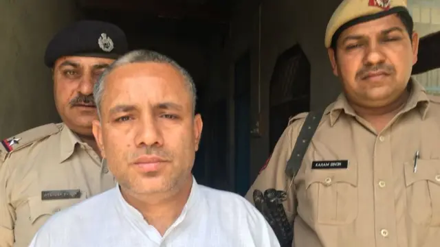 आसाराम-नारायण साईं केस के गवाह महेंद्र चावला से 42 लाख बरामद, 14 दिन की न्यायिक हिरासत में भेजा गया