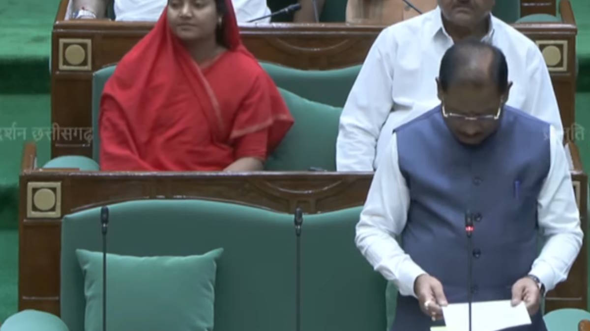 छत्तीसगढ़ विधानसभा विशेष सत्र LIVE : दिवंगत नेताओं को श्रद्धांजलि देने के साथ शुरू हुई सदन की कार्यवाही…