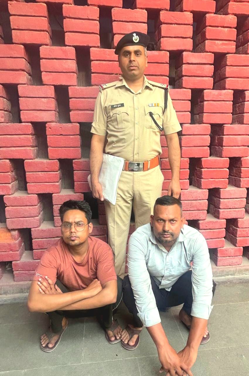 बैंक के अंदर ही खेल! कर्मचारियों ने बेचा डेटा, खाताधारकों के नाम पर उड़ाए लाखों के लोन