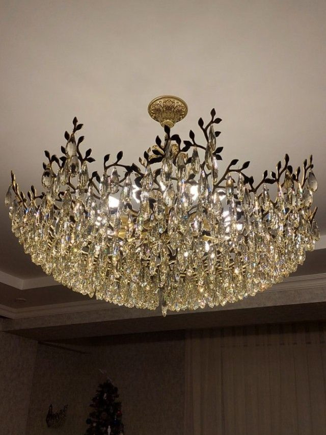 त्योहार पर घर दिखेगा सबसे खूबसूरत, जब शामिल करेंगी इस तरह के झूमर