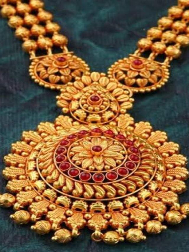 Gold Silver Price Today: सोने की चमक बढ़ी, चांदी हुई सस्ती जानें आपके शहर में सोने का भाव