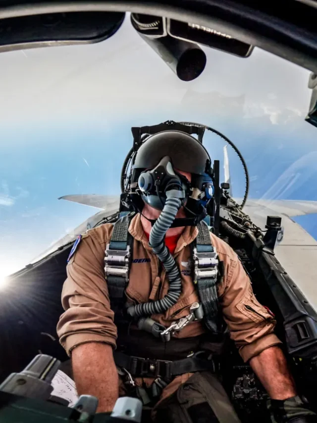 F15 Pilot Salary: F-15 के पायलट को कितनी सैलरी देता है अमेरिका?
