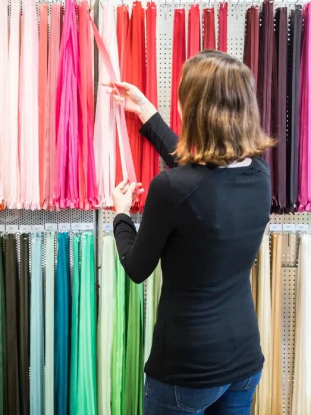 गर्मी, सर्दी और बरसात…किस मौसम में कौन सा फैब्रिक पहनना चाहिए? यहां जानें