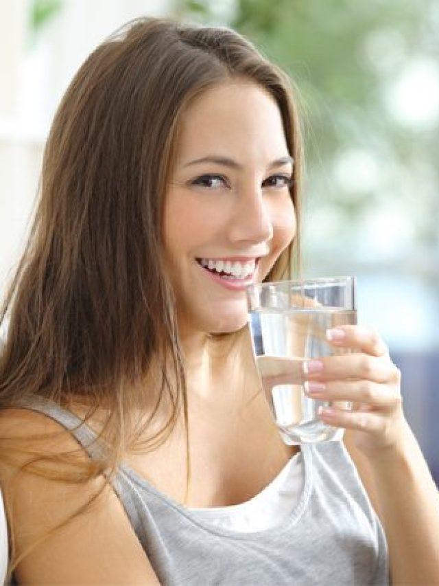 1 दिन में कितना पानी पीना चाहिए ?